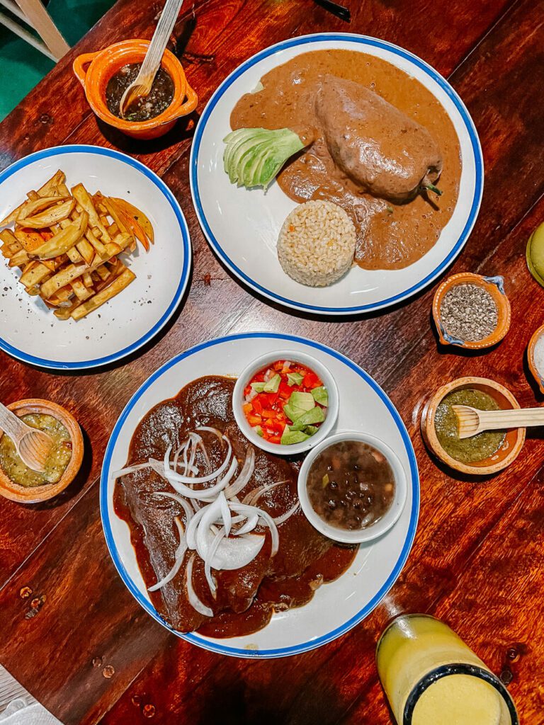 Mexican food in vegan restaurants in Playa del carmen
