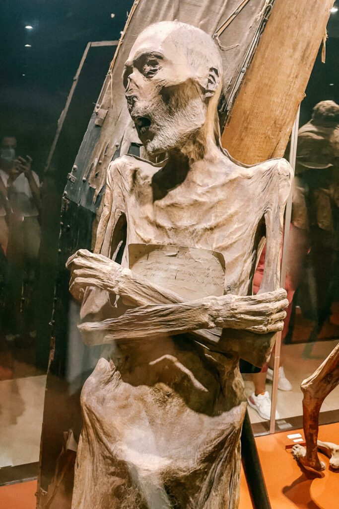 Guanajuato preserved mummy