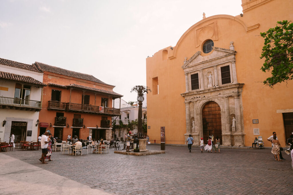 Plaza Santo Domingo Cartagena Colombia