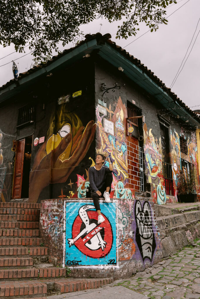 Street art tour- things to do in Bogota Colombia