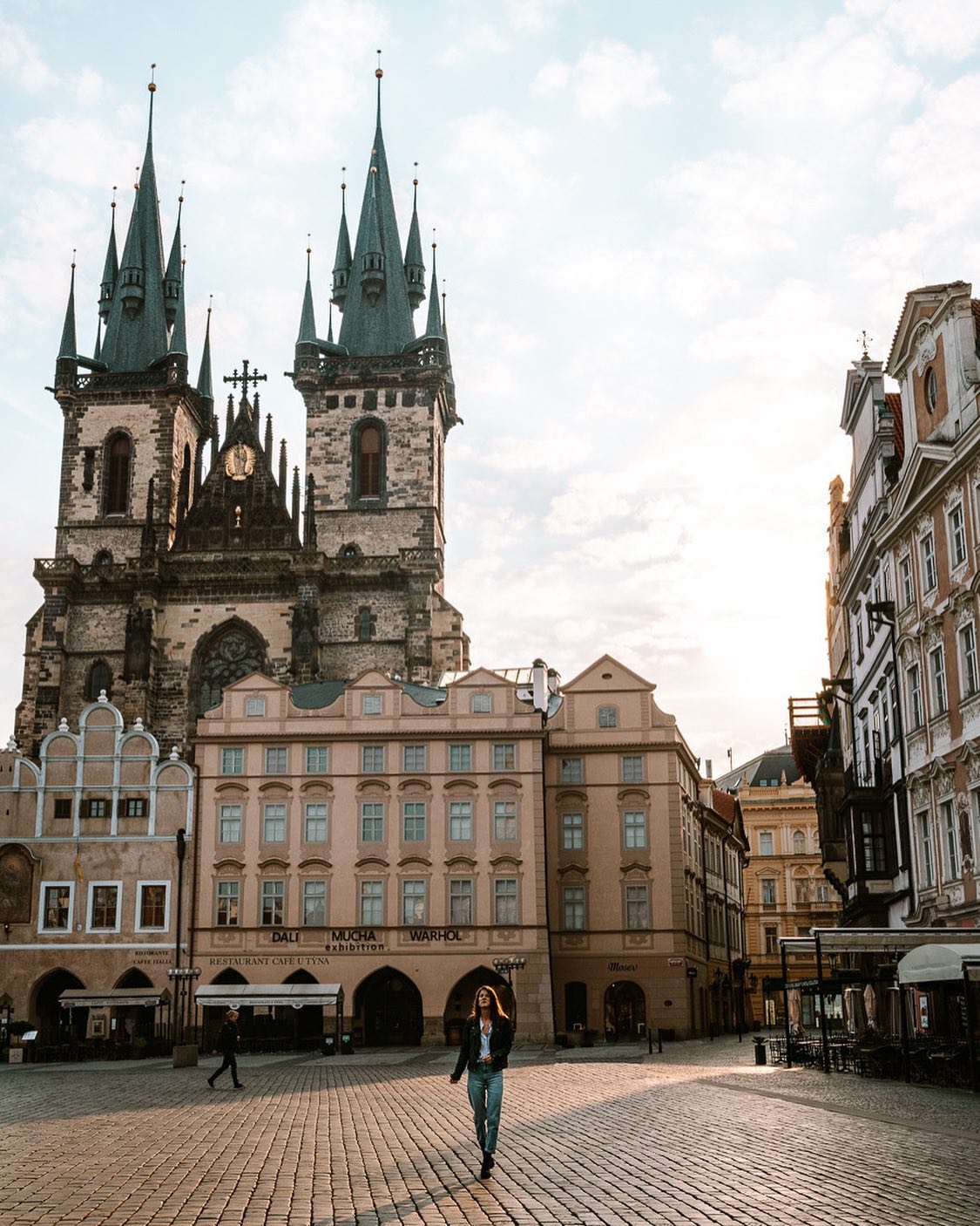Memories of the most perfect mornings exploring Prague. 🇨🇿

#pragueworld #praguecz #pragueczechrepublic #praguetoday ##praguecity