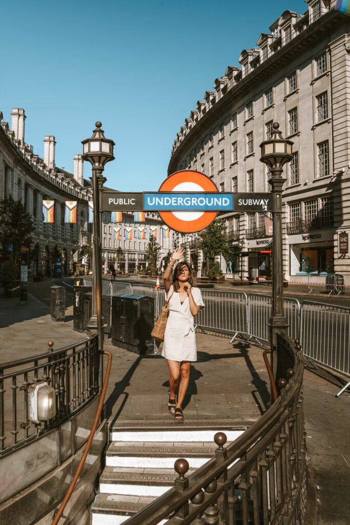 Piccadilly circus a london bucket list sight. 