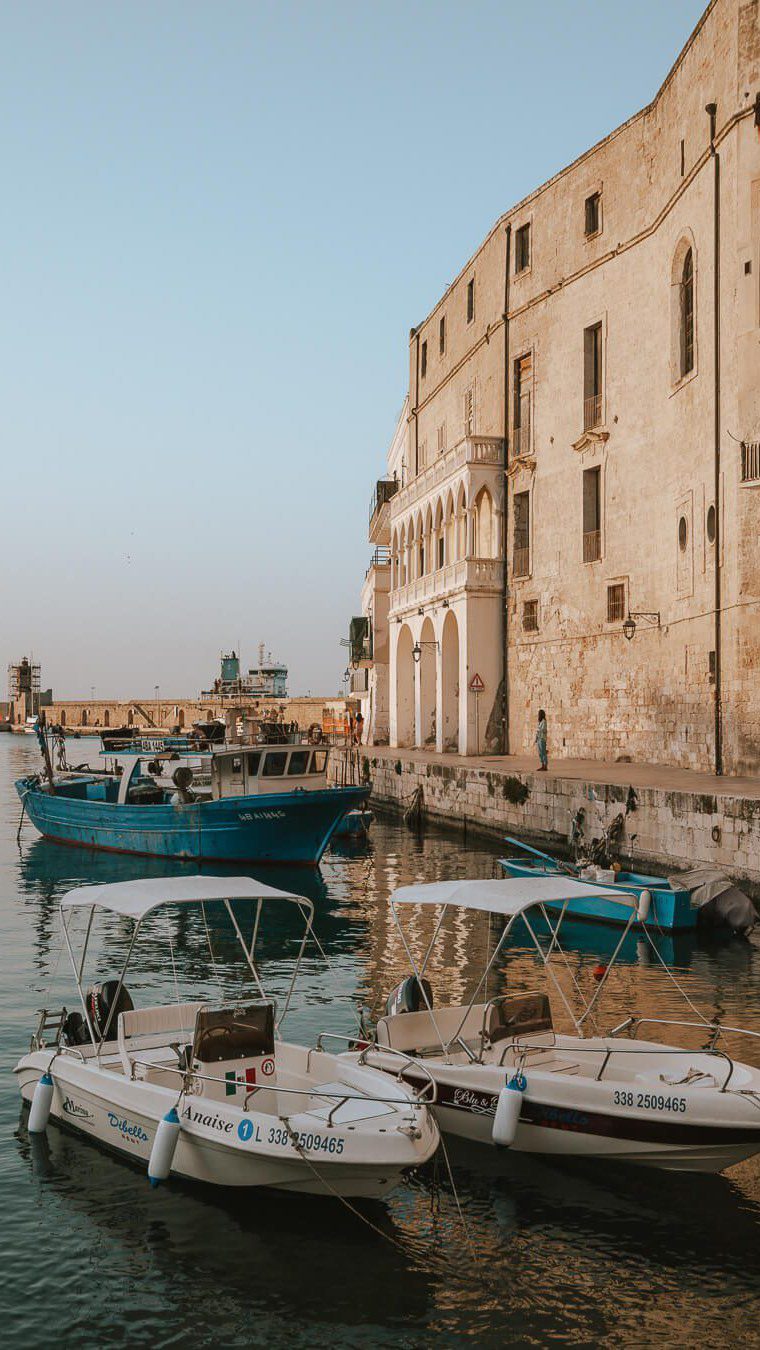 One last post for a while from Puglia to celebrate the final Puglia blog post going up on the blog today. It’s our exact 10 day Puglia road trip itinerary, a must-read if you’re headed for Italy’s boot this summer. ✨Are you still planning to visit Italy this year? #thisispuglia #pugliamia #monopoli_puglia #monopoli #puglia_state_of_mind
