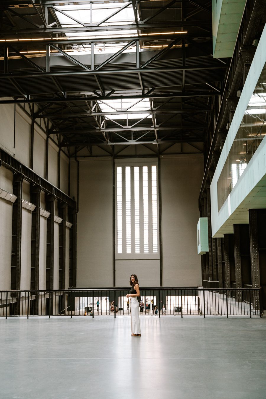 Tate modern museum turbine hall