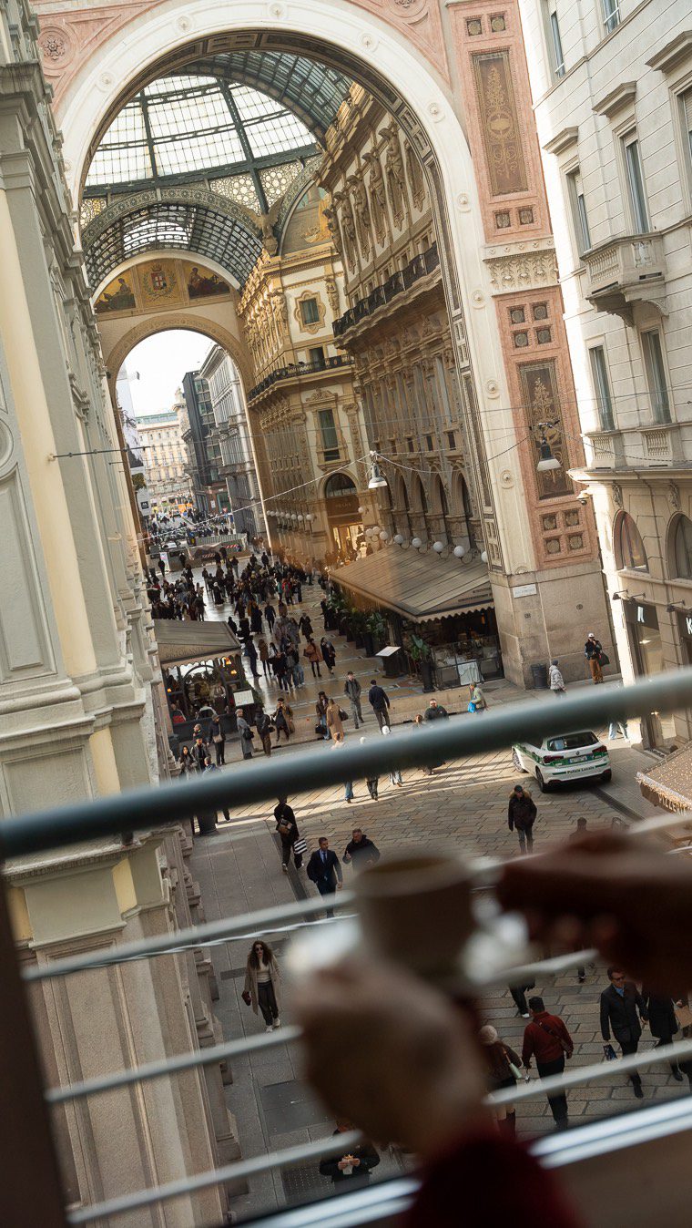 Waking up to picture perfect views of Galleria Vittorio Emanuele II from @sinathegray. The perfect little base for exploring Milan. 

PR stay
@sinahotels #sinathegray #milano #milan #milanocity #milanocentro #milanohotels #luxuryhotelsworld #luxuryhotelsoftheworld #italyhotels #visitmilan #citybreak where to stay in Milan | Milan luxury hotels
