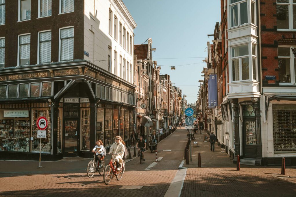 Amsterdam streets in 9 Straatjes