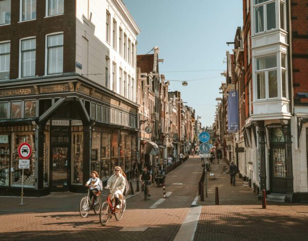 Amsterdam streets in 9 Straatjes