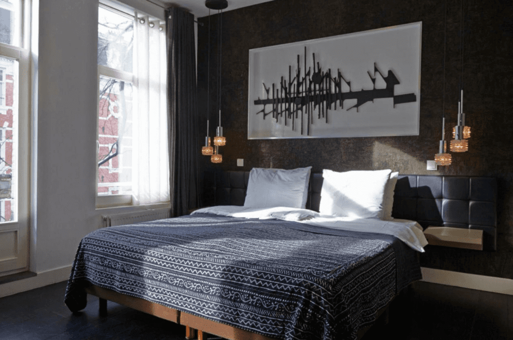 modern, budget double room with artwork in amsterdam