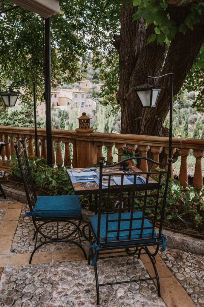 table at Cafe Miro, Belmond hotels