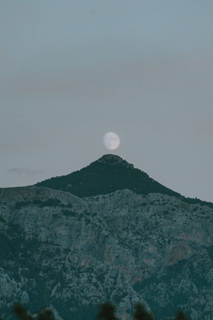 moonrise over the mountain