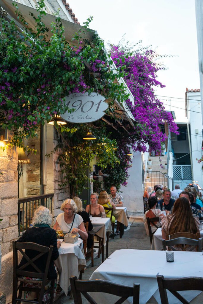 a popular restaurant in Skiathos greece