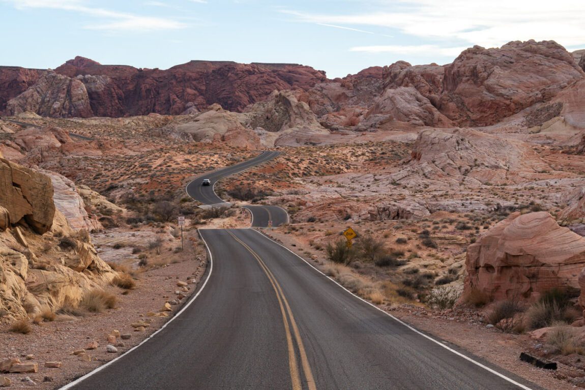 winding road in valley of fire state park