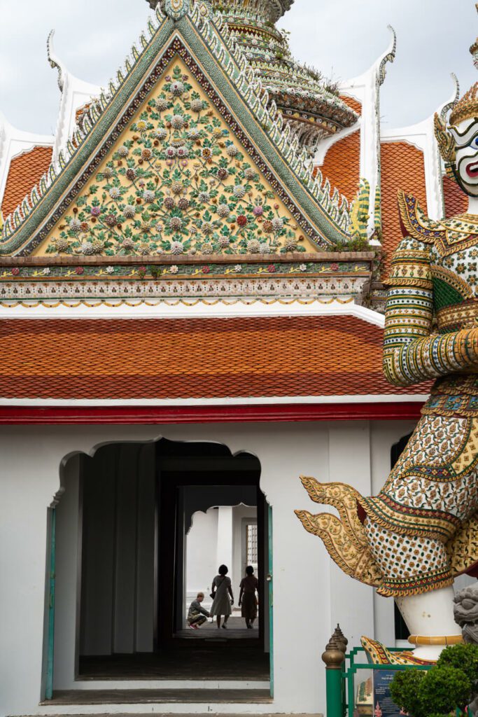 Wat Arun entrance gate, Bangkok Thailand