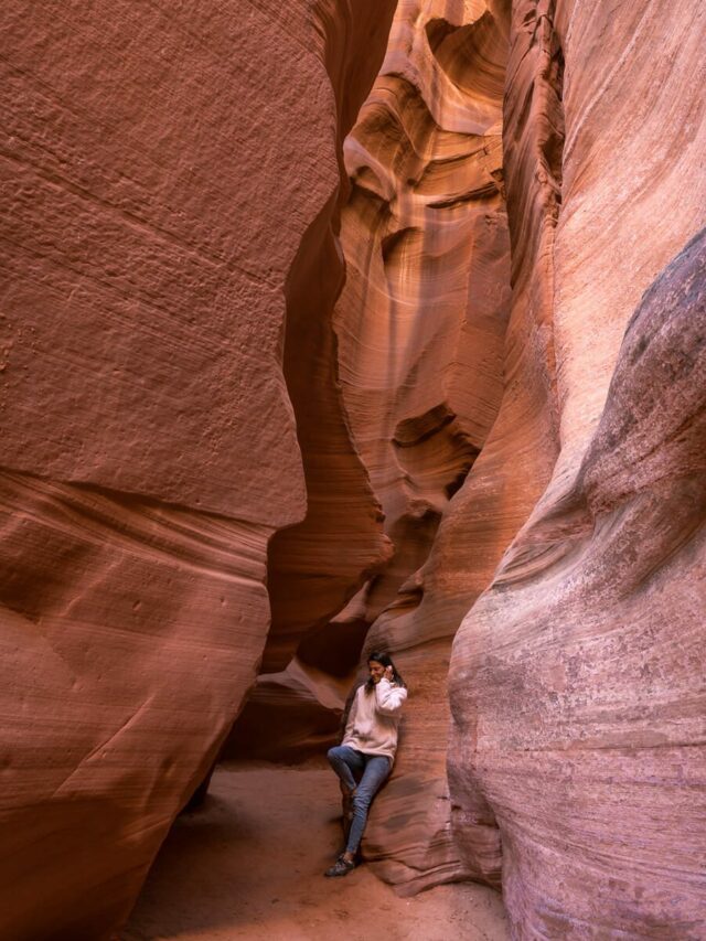 is it better to visit upper vs lower Antelope Canyon