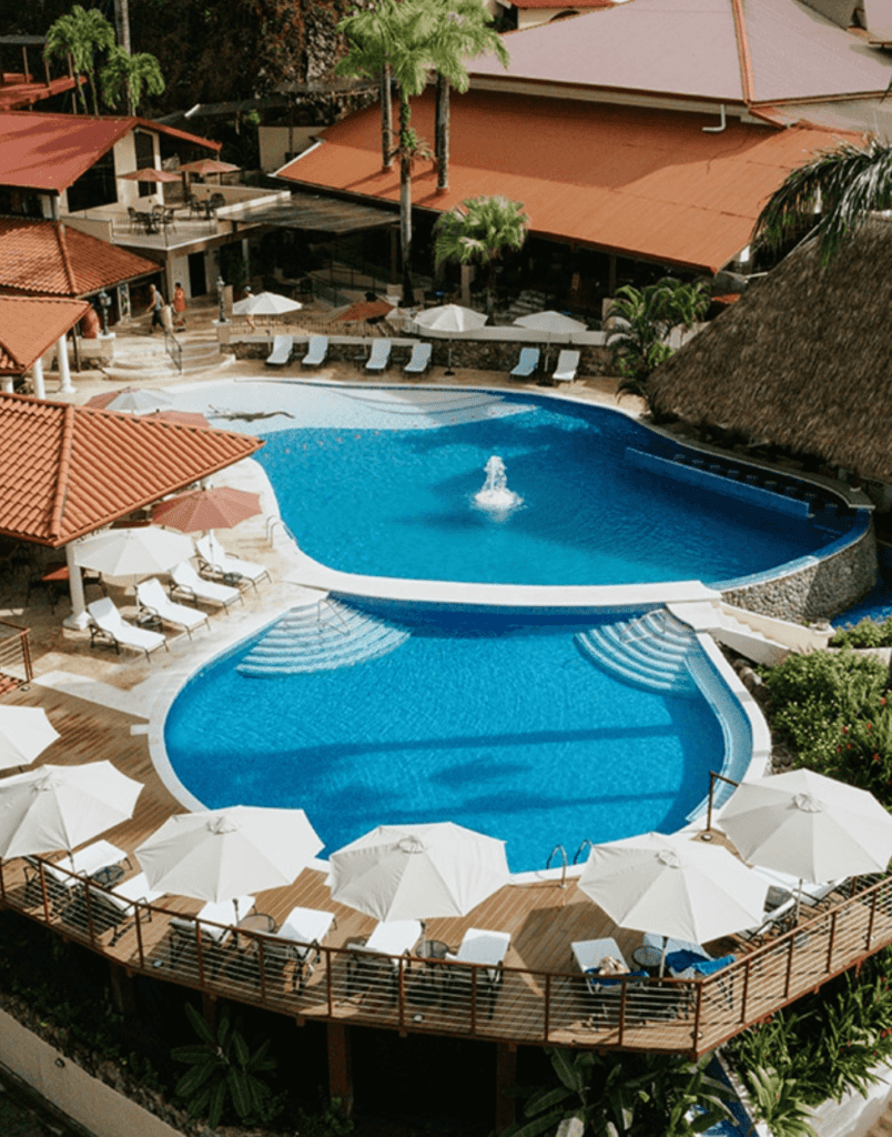 pool amentities at a wellness retreat Costa Rica