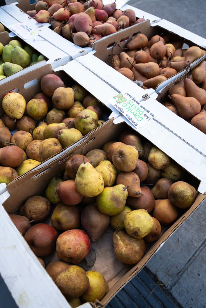 pears at a Seattle farmers market
