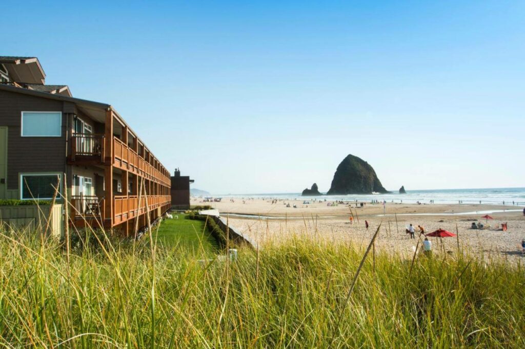 surfside resort, cannon beach oregon