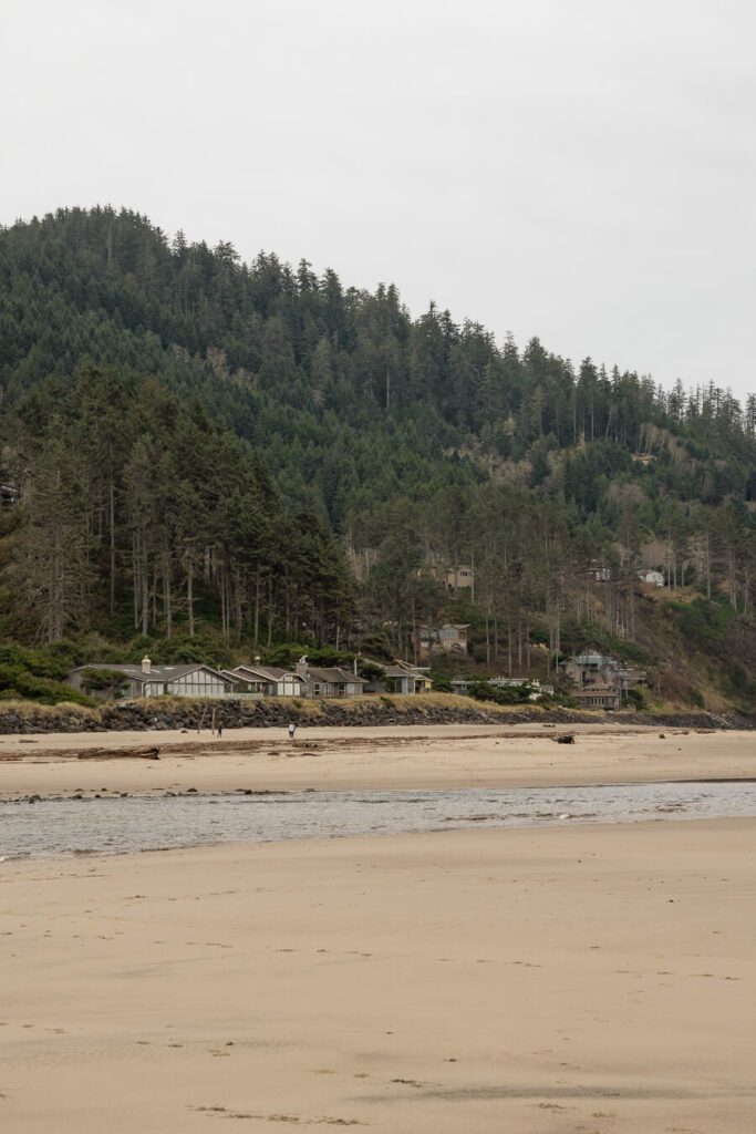 Neskowin beach oregon