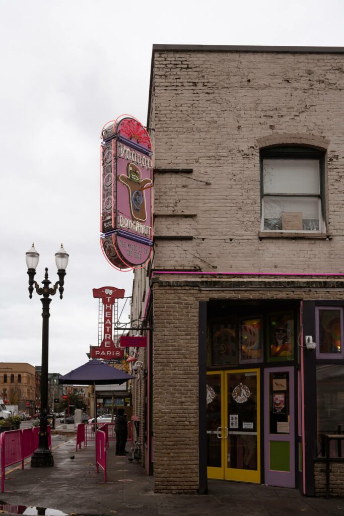 Portland itinerary stop at Voodoo doughnut