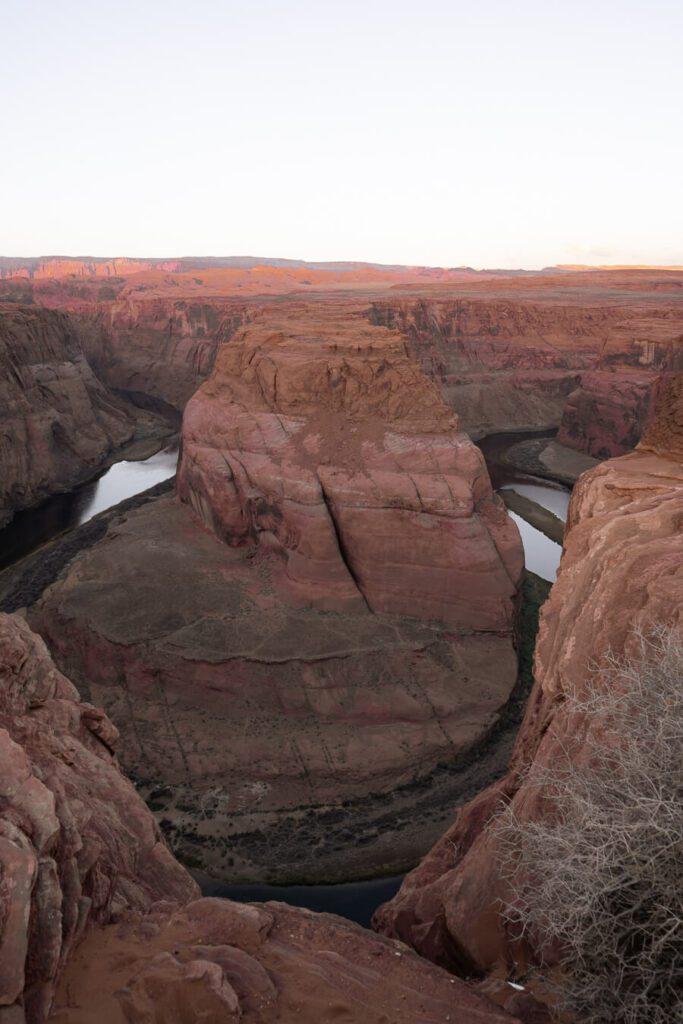 horseshoe bend right before sunrise