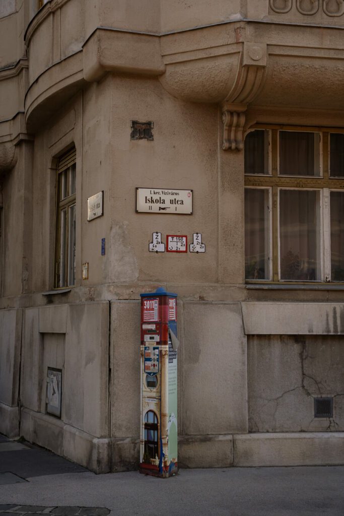 2 days budapest itinerary street corner