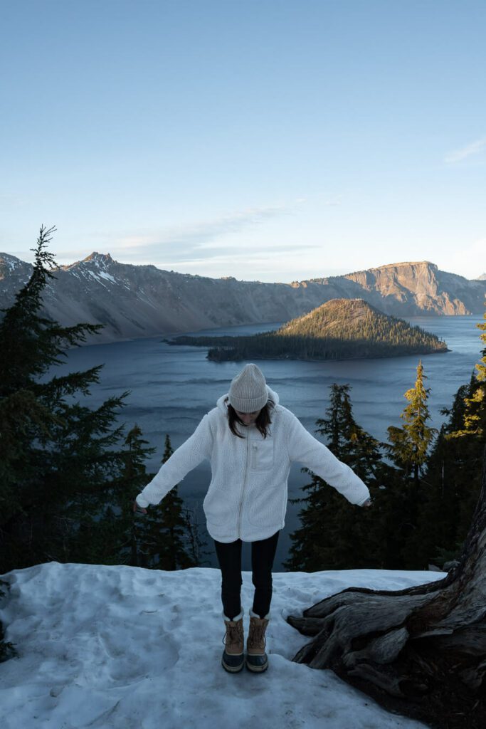woman at crater lake national park