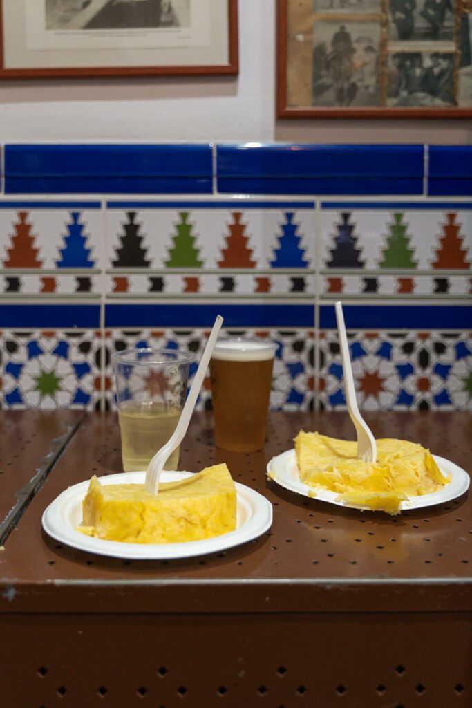 drinks and spanish tortilla in cordoba spain
