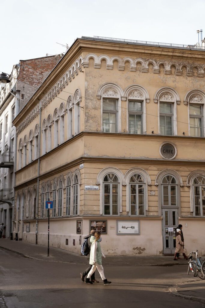 street in kazimierz krakow itinerary