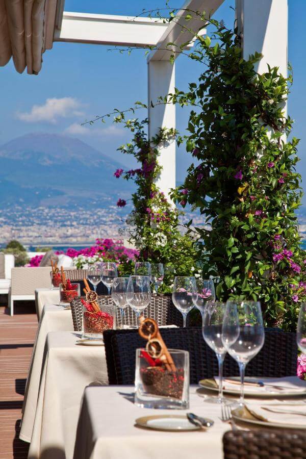 Grand Hotel Vesuvius restaurant view naples