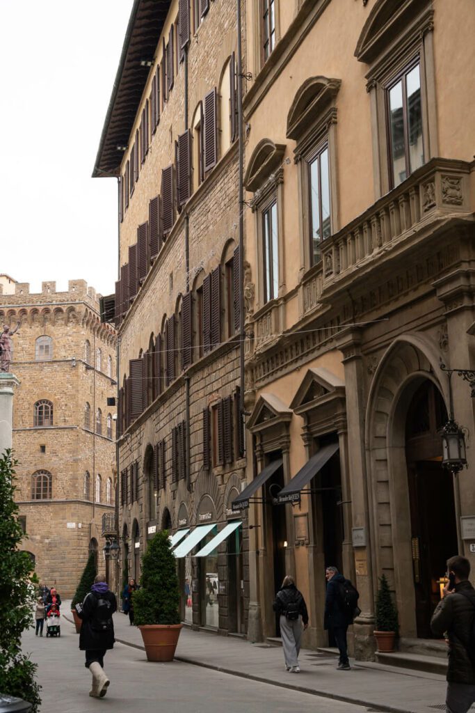 exploring neighborhoods on a florence itinerary