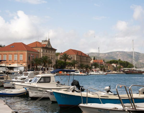 stari grad hvar riva with fishing boats