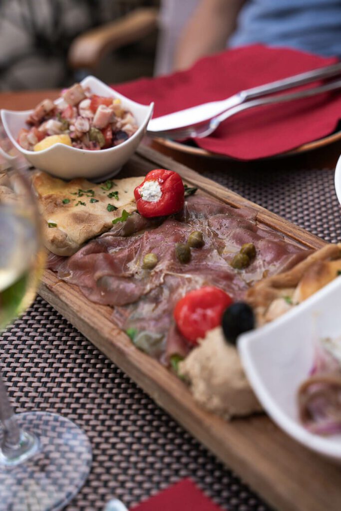 croatia platter at restaurant in stari grad