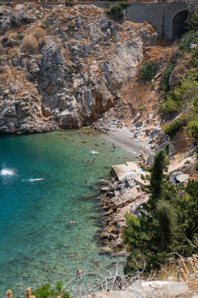 beaches in hydra greece: avlaki beach