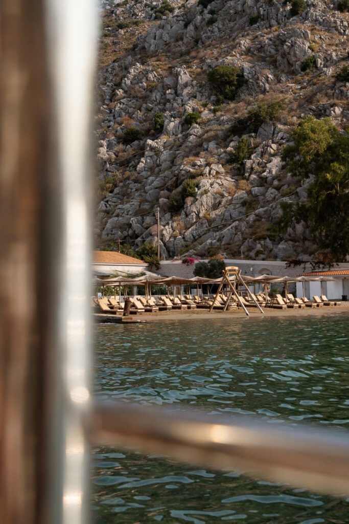 mandraki beach hydra greece