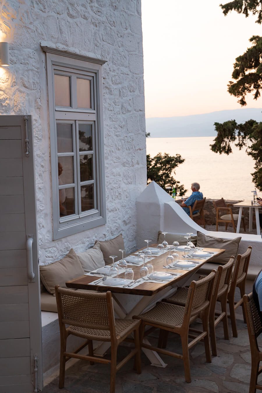 techne restaurant hydra