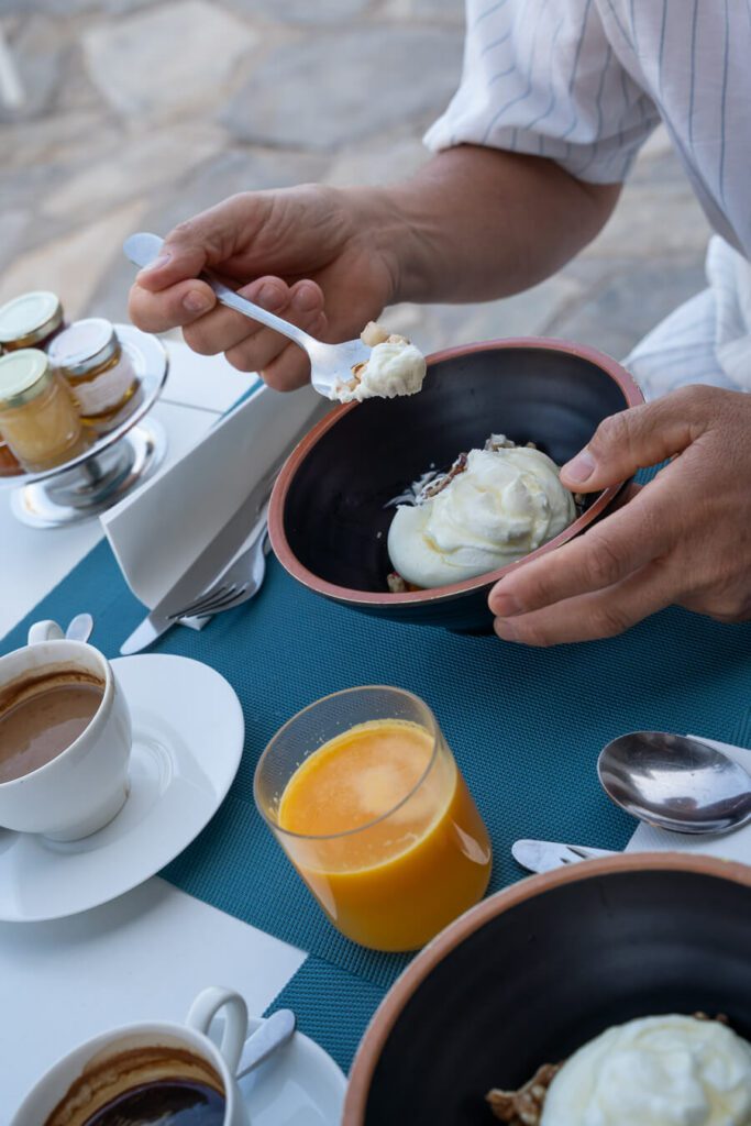 breakfast at luxury hotel in hydra