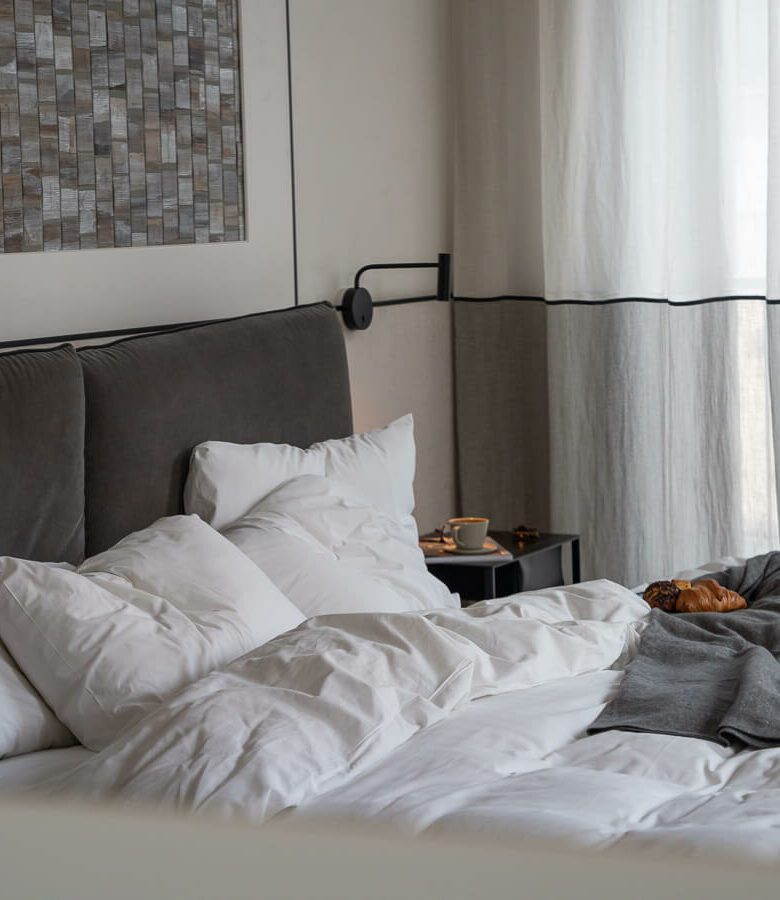 hotel bed with coffee and breakfast in juno sofia