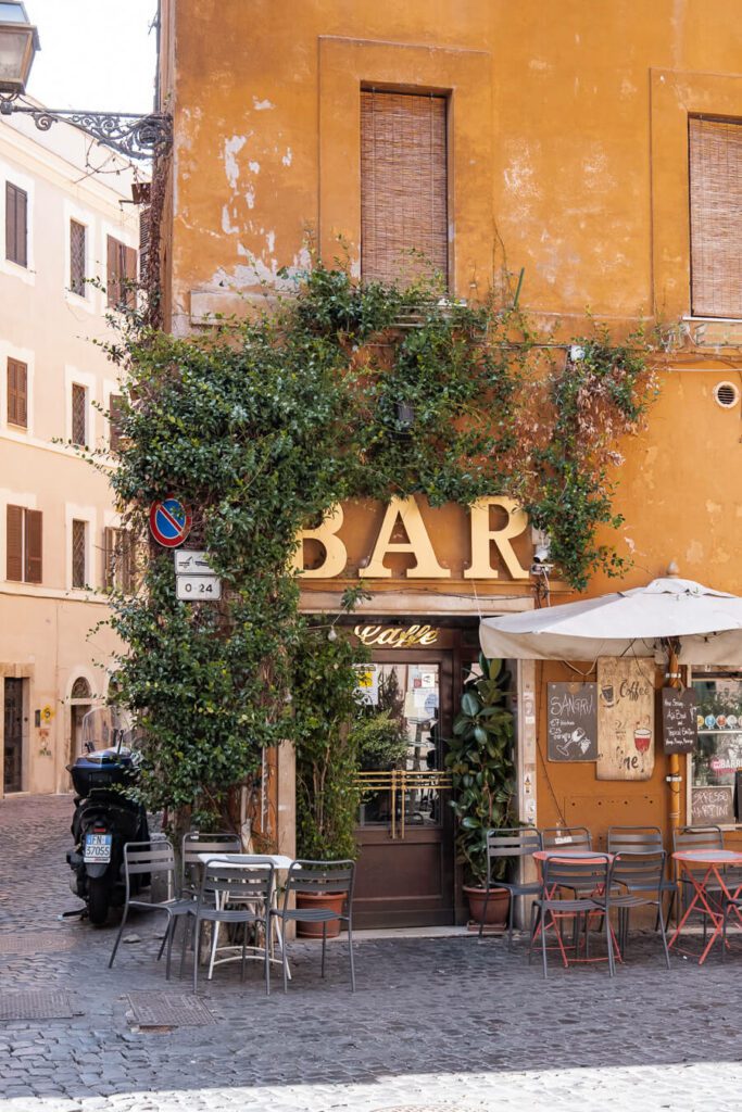 a bar caffe in trastavere rome