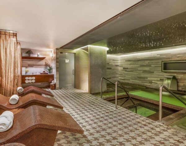 pool at live aqua spa, one of the best spas in mexico city
