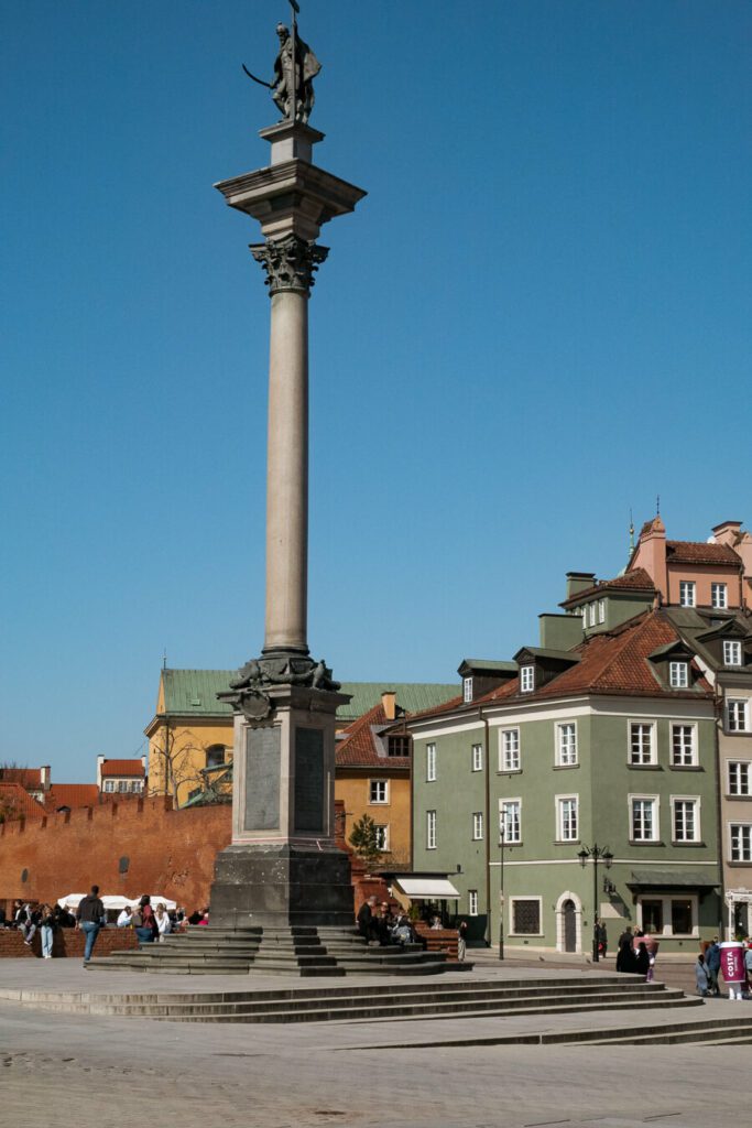 column memorial in warsaw poland