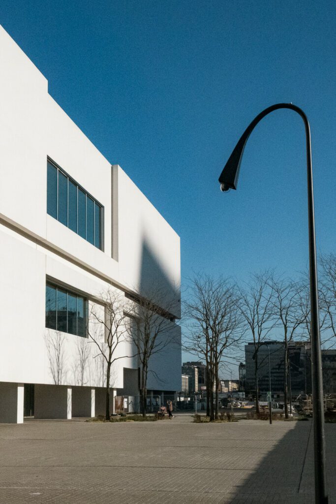 museum of modern art in warsaw