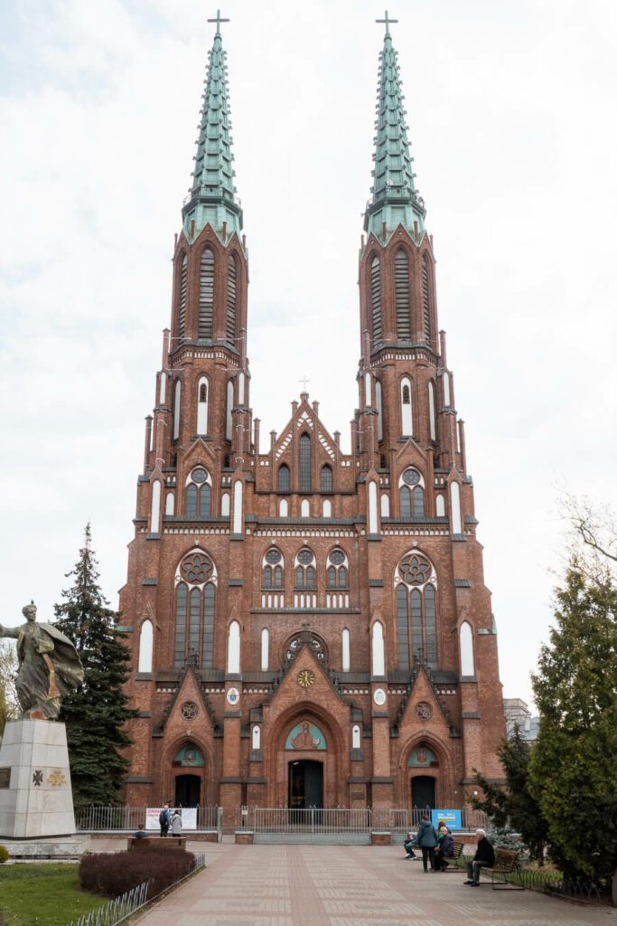 catholic church exterior in praga
