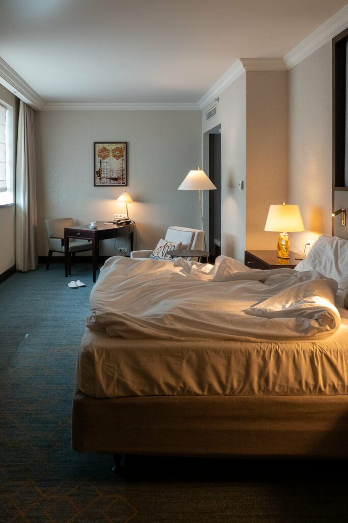 intercontinental hotel room in warsaw poland