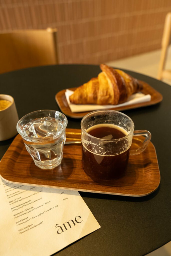 hotel ame coffee cafe