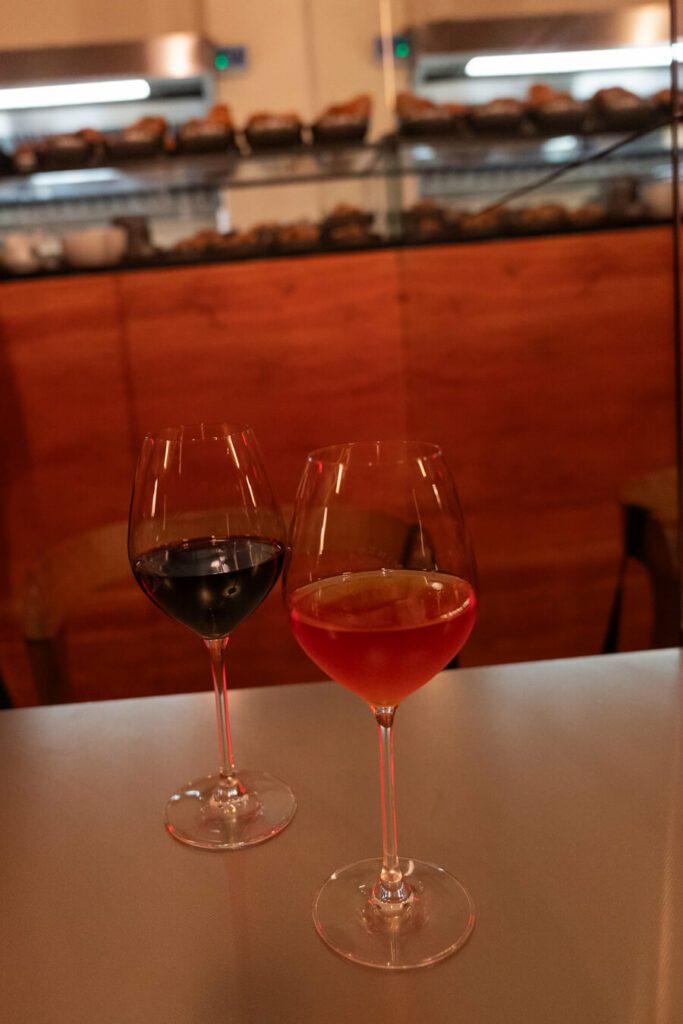 natural wine at Minerale Milan