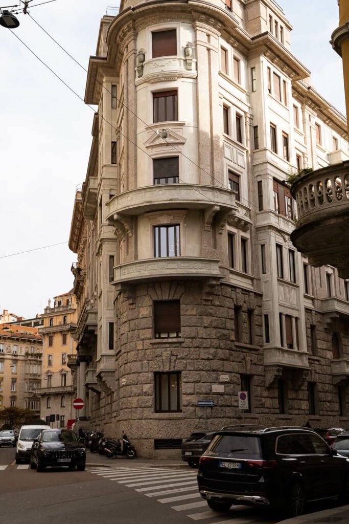 porta venezia area, grand building milan