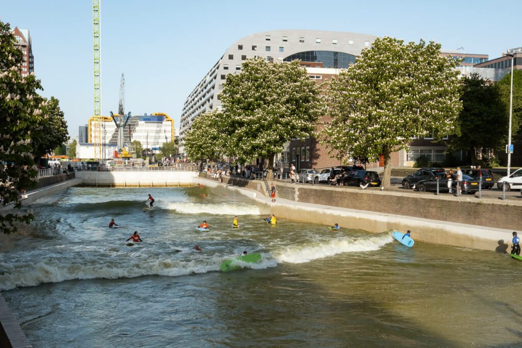 river surfing in rotterdam, a great thing to do