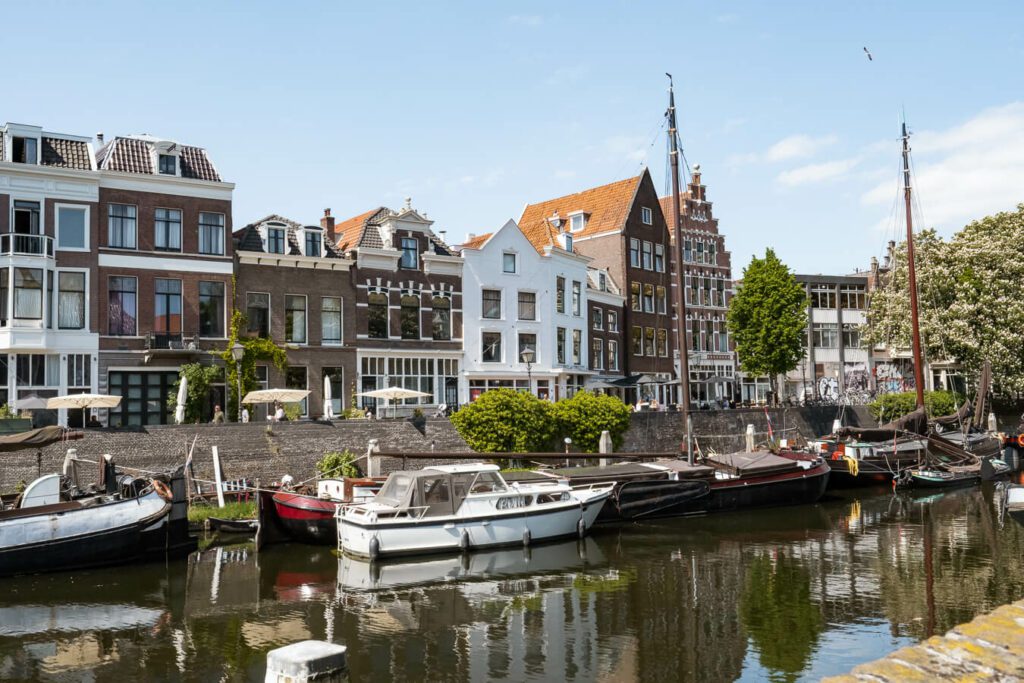 Delfshaven area, an option for where to stay in rotterdam