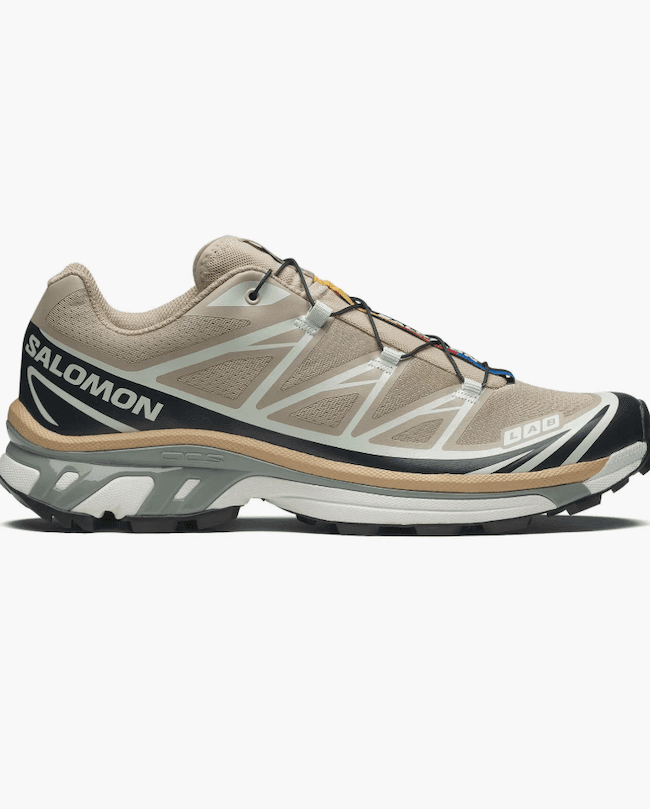 hiking shoe winter packing list