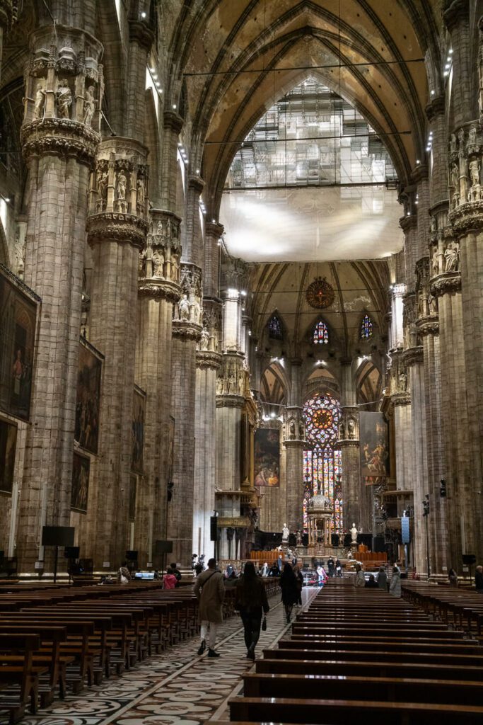 milan duomo interior